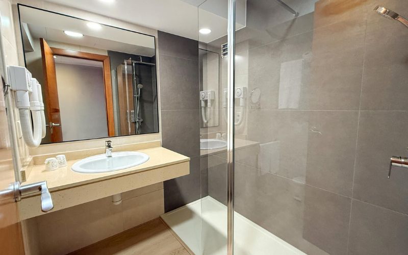 HTOP JADHE FAMILY HOTEL & SPA